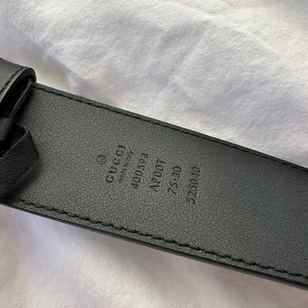Gucci Black Leather Belt with Gold Double G Buckle - Picture 3 of 5
